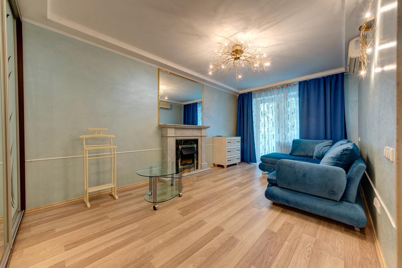 Apartamenty Na Dragomirova 10A Kiev Exterior photo
